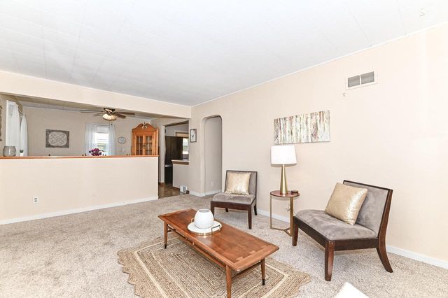 1700 Menomonee AVENUE, South Milwaukee, WI 53172