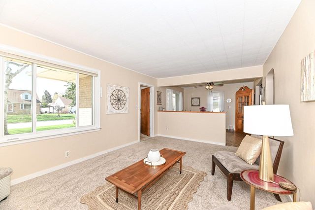 1700 Menomonee AVENUE, South Milwaukee, WI 53172