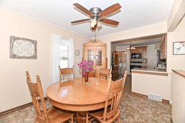 1700 Menomonee AVENUE, South Milwaukee, WI 53172