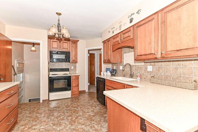 1700 Menomonee AVENUE, South Milwaukee, WI 53172
