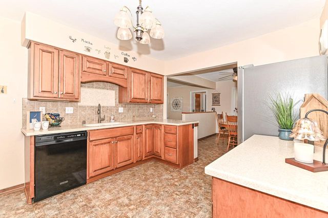 1700 Menomonee AVENUE, South Milwaukee, WI 53172