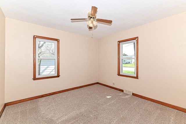 1700 Menomonee AVENUE, South Milwaukee, WI 53172