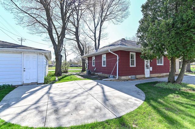 1700 Menomonee AVENUE, South Milwaukee, WI 53172