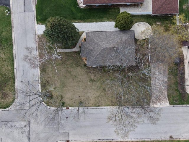 1700 Menomonee AVENUE, South Milwaukee, WI 53172