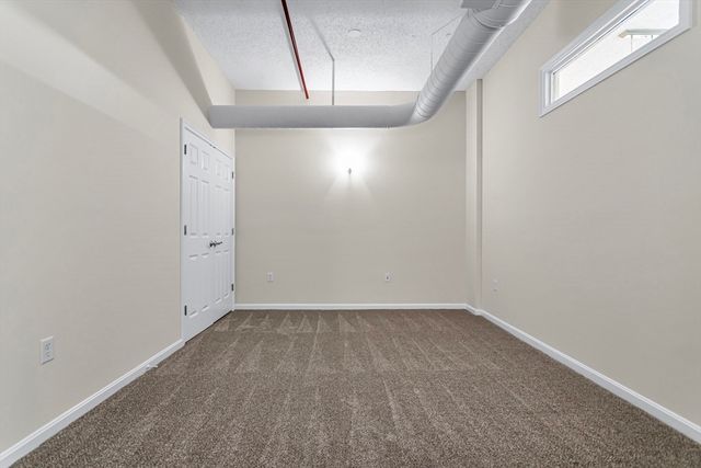 23-33 Middle Street 21, Lowell, MA 01852