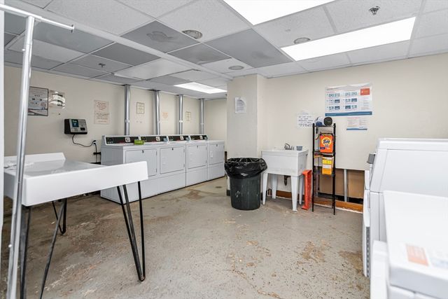 23-33 Middle Street 21, Lowell, MA 01852