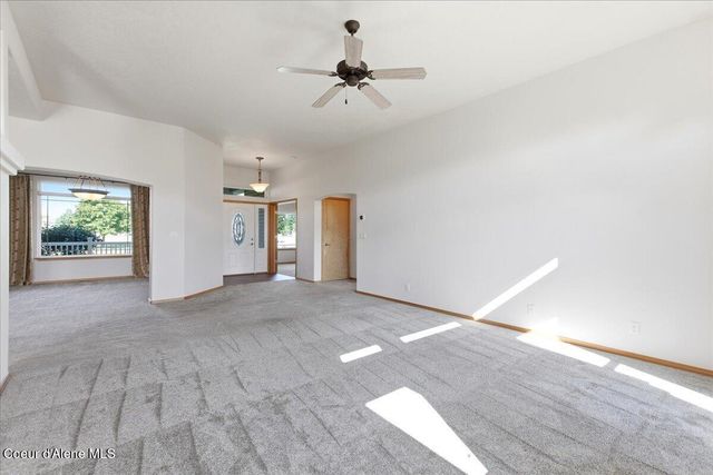 2924 N DISTANT STAR RD, Post Falls, ID 83854