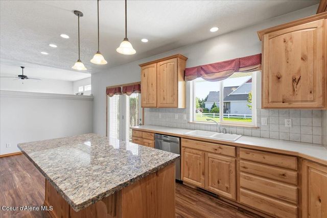 2924 N DISTANT STAR RD, Post Falls, ID 83854