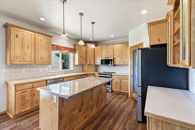 2924 N DISTANT STAR RD, Post Falls, ID 83854