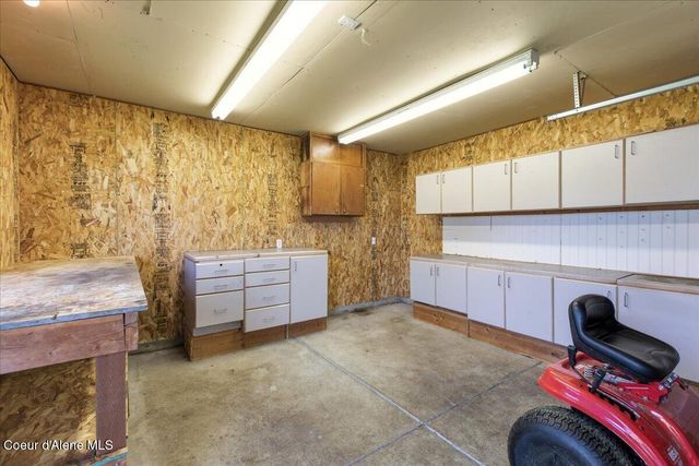 2924 N DISTANT STAR RD, Post Falls, ID 83854