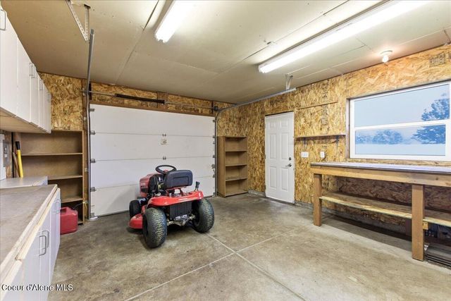2924 N DISTANT STAR RD, Post Falls, ID 83854