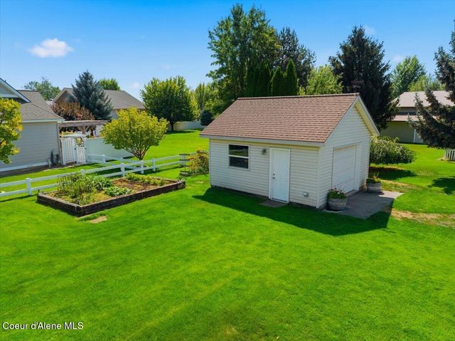 2924 N DISTANT STAR RD, Post Falls, ID 83854