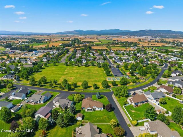 2924 N DISTANT STAR RD, Post Falls, ID 83854