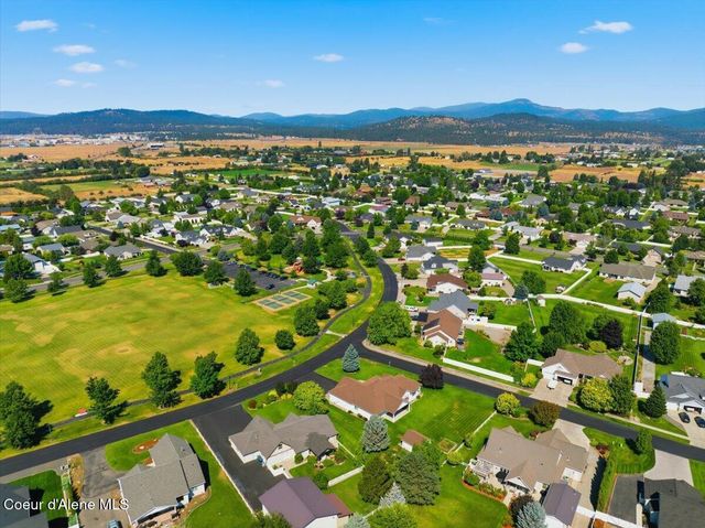 2924 N DISTANT STAR RD, Post Falls, ID 83854