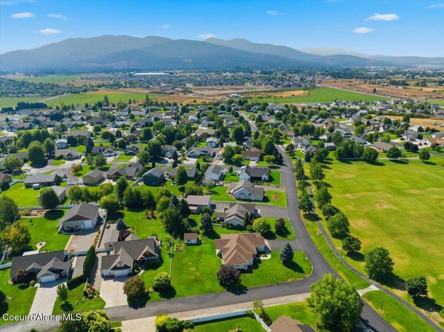 2924 N DISTANT STAR RD, Post Falls, ID 83854