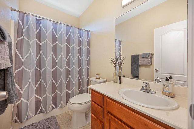 649 Dover Ln, Lincoln, CA 95648