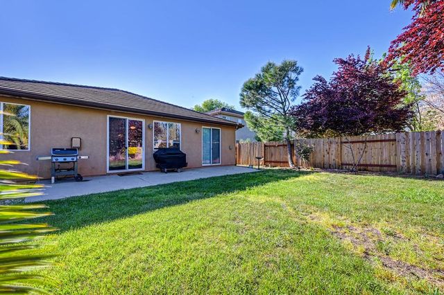 649 Dover Ln, Lincoln, CA 95648