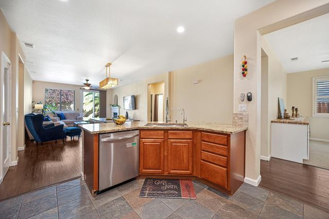 649 Dover Ln, Lincoln, CA 95648