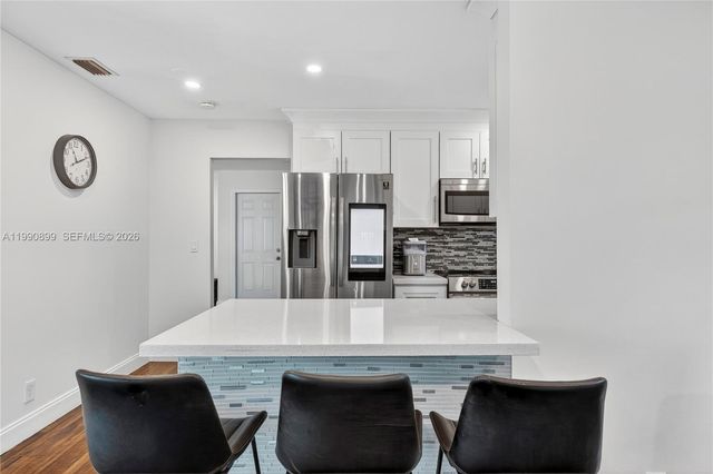 3851 NW 78th Ln, Coral Springs, FL 33065