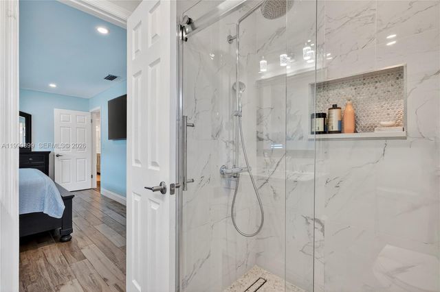 3851 NW 78th Ln, Coral Springs, FL 33065