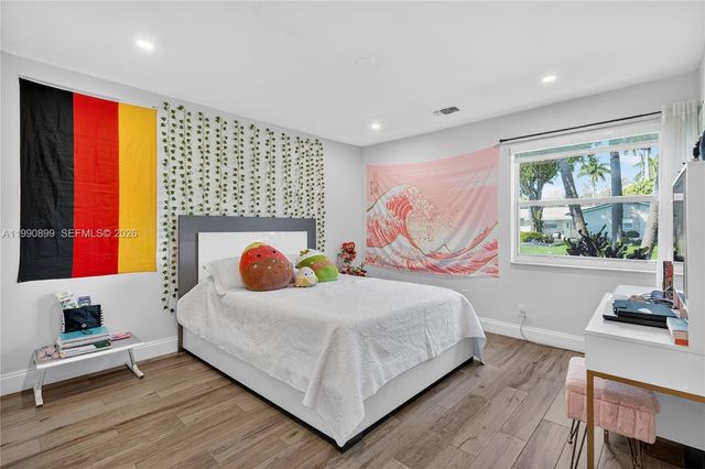 3851 NW 78th Ln, Coral Springs, FL 33065