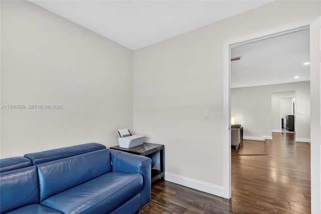 3851 NW 78th Ln, Coral Springs, FL 33065