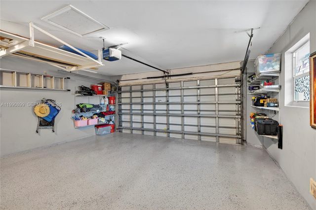 3851 NW 78th Ln, Coral Springs, FL 33065