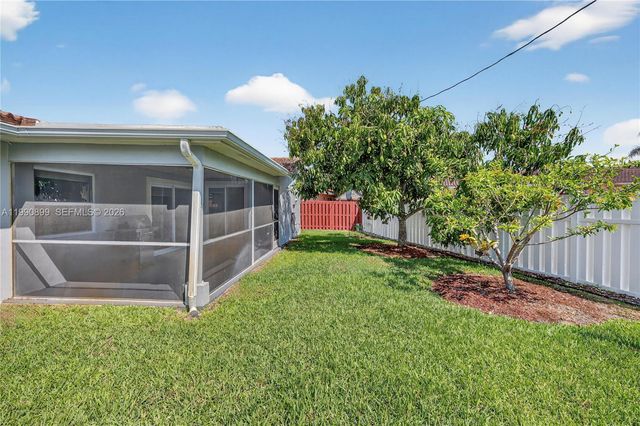 3851 NW 78th Ln, Coral Springs, FL 33065