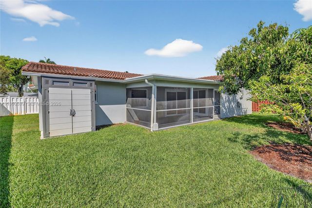 3851 NW 78th Ln, Coral Springs, FL 33065