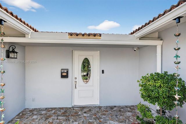 3851 NW 78th Ln, Coral Springs, FL 33065