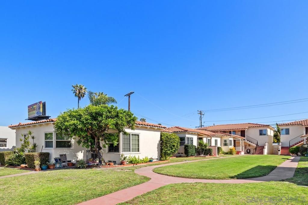 Image 7 of property listing at 4766 Niagara Ave, San Diego, CA 92107