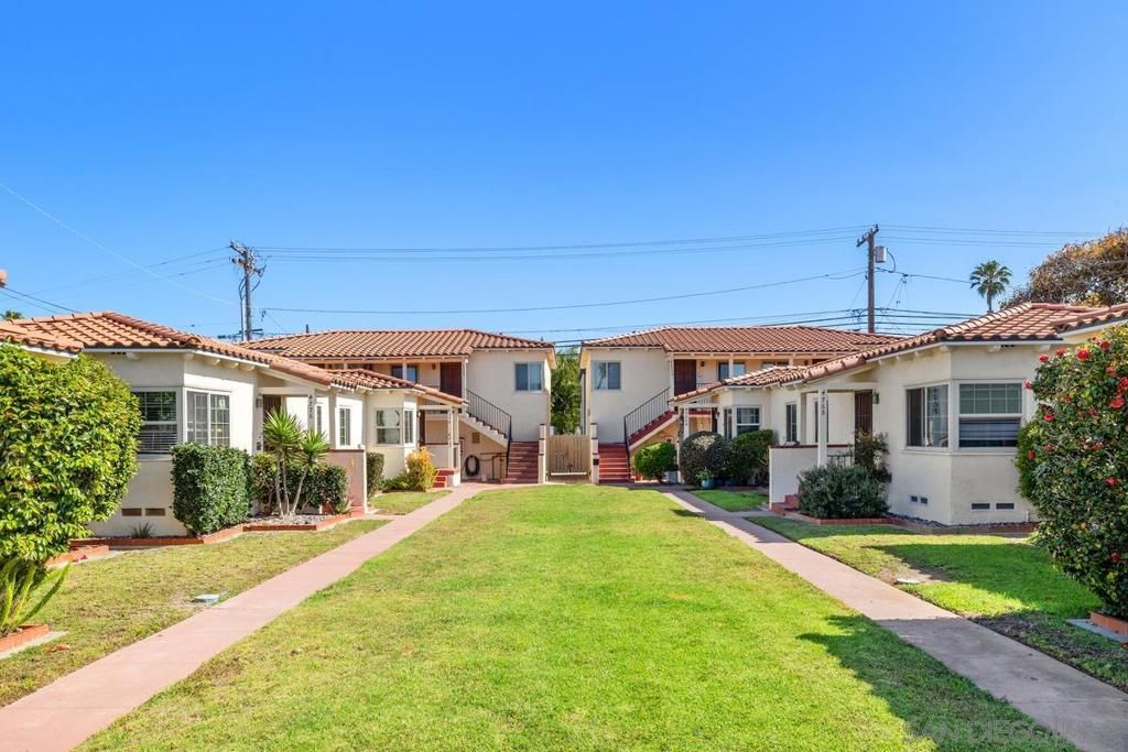 Image 8 of property listing at 4766 Niagara Ave, San Diego, CA 92107