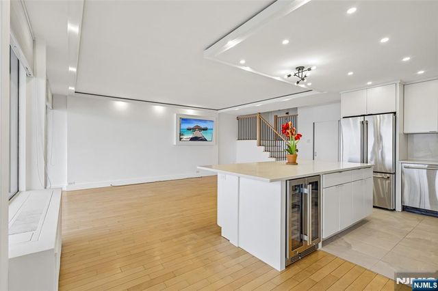 1 Horizon Road 1404, Fort Lee, NJ 07024