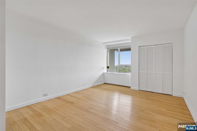 1 Horizon Road 1404, Fort Lee, NJ 07024