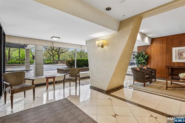 1 Horizon Road 1404, Fort Lee, NJ 07024