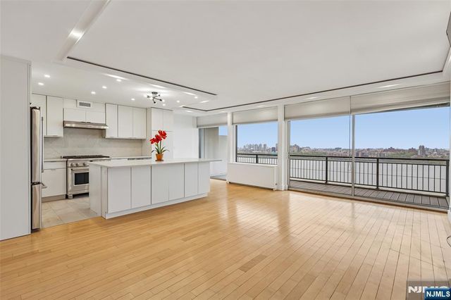 1 Horizon Road 1404, Fort Lee, NJ 07024