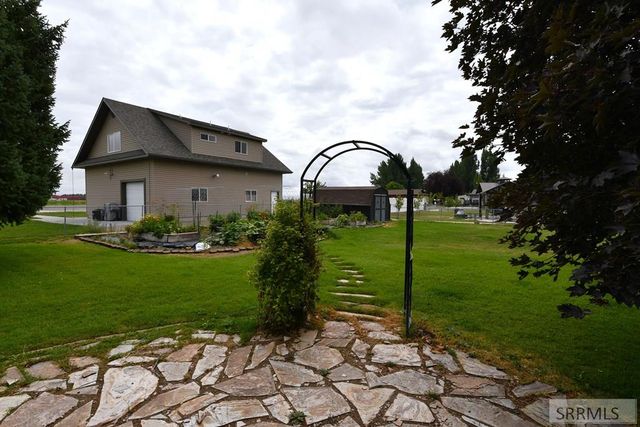 10230 N Dorian Avenue, Idaho Falls, ID 83401