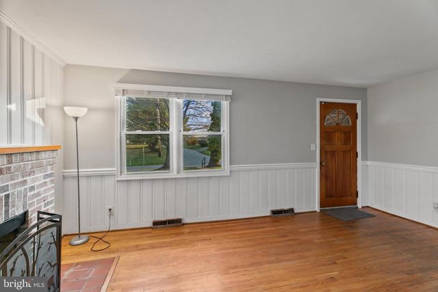 4400 BARTHOLOW RD, Sykesville, MD 21784