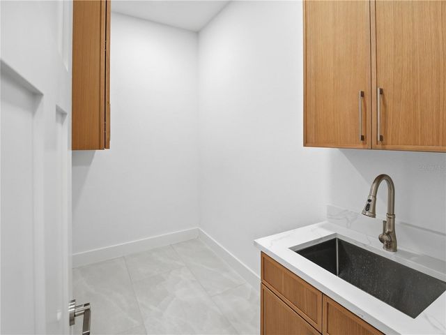 4256 LA SALLE AVE, St Cloud, FL 34772