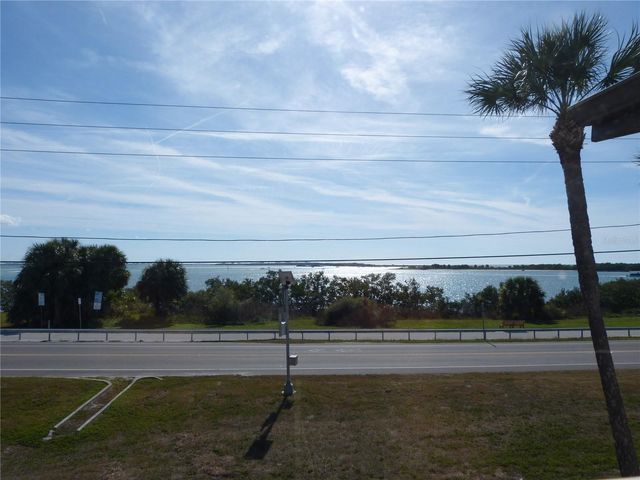 2 CAUSEWAY BOULEVARD 206, Dunedin, FL 34698