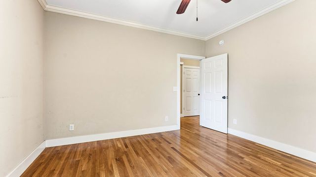 210 NW F Street, Bentonville, AR 72712