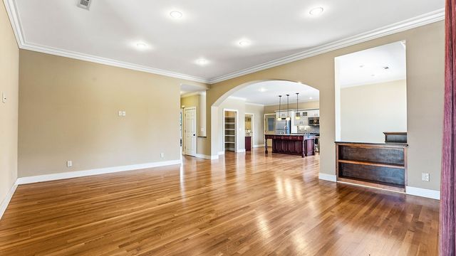 210 NW F Street, Bentonville, AR 72712