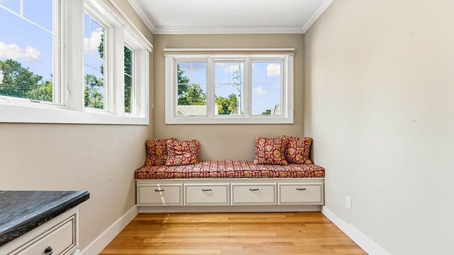 210 NW F Street, Bentonville, AR 72712
