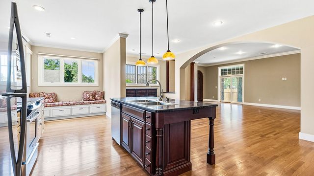210 NW F Street, Bentonville, AR 72712