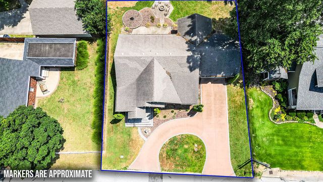 210 NW F Street, Bentonville, AR 72712