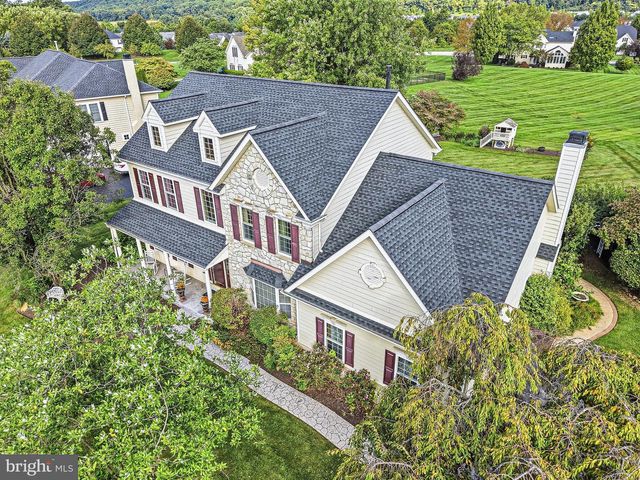 8 CAMERON CT, Exton, PA 19341