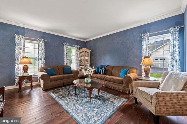 8 CAMERON CT, Exton, PA 19341
