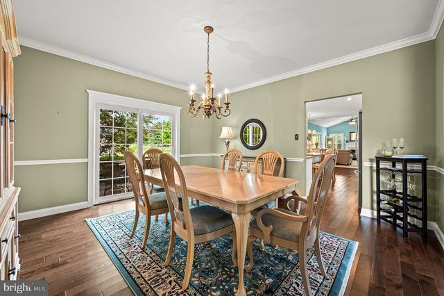 8 CAMERON CT, Exton, PA 19341