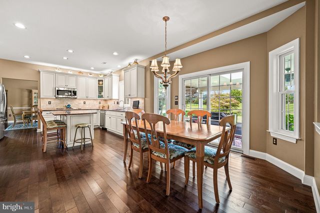 8 CAMERON CT, Exton, PA 19341