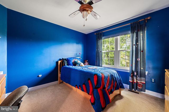 8 CAMERON CT, Exton, PA 19341